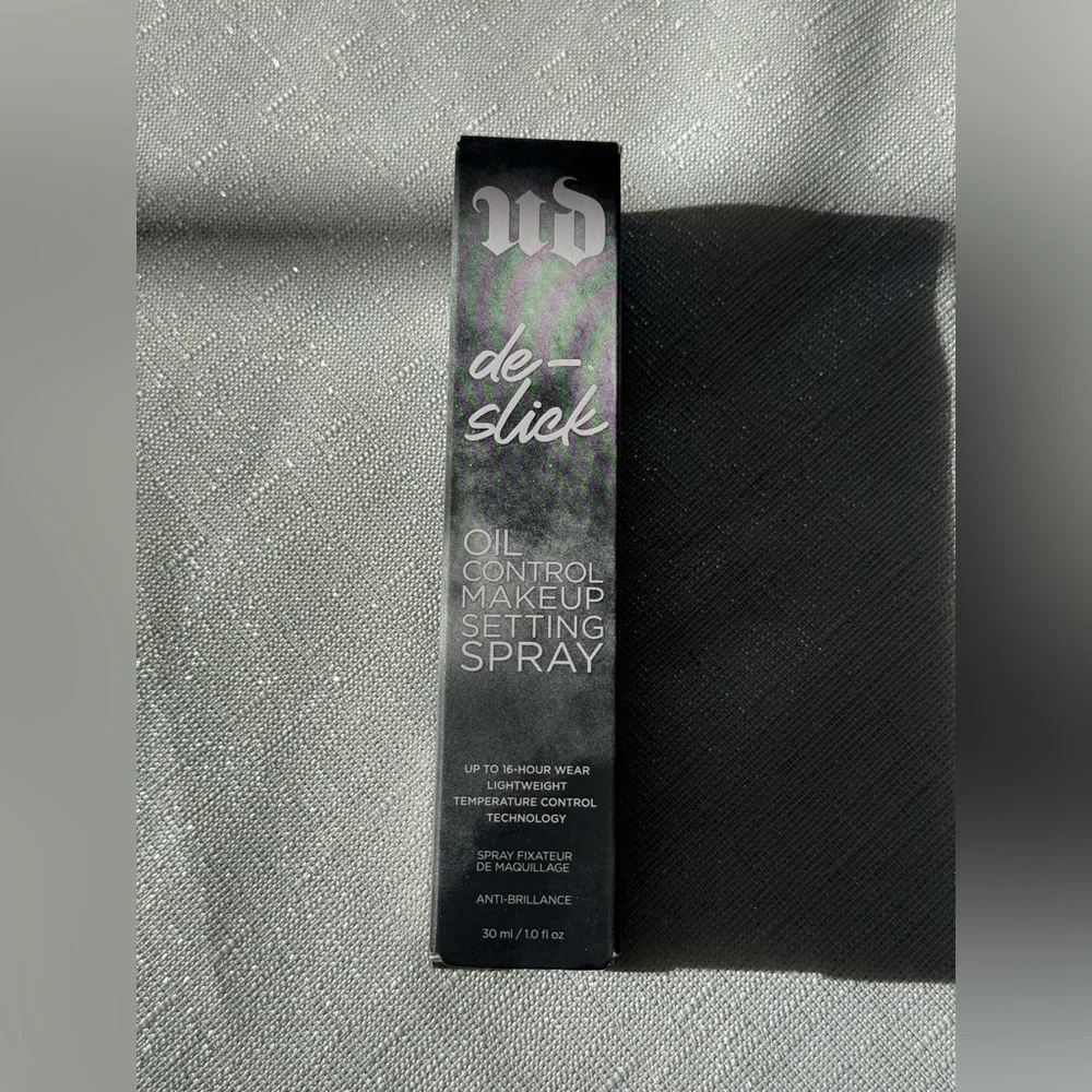 Urban Decay De-Slick Oil Control Setting Spray 30 mL / 1.0 oz (travel size)